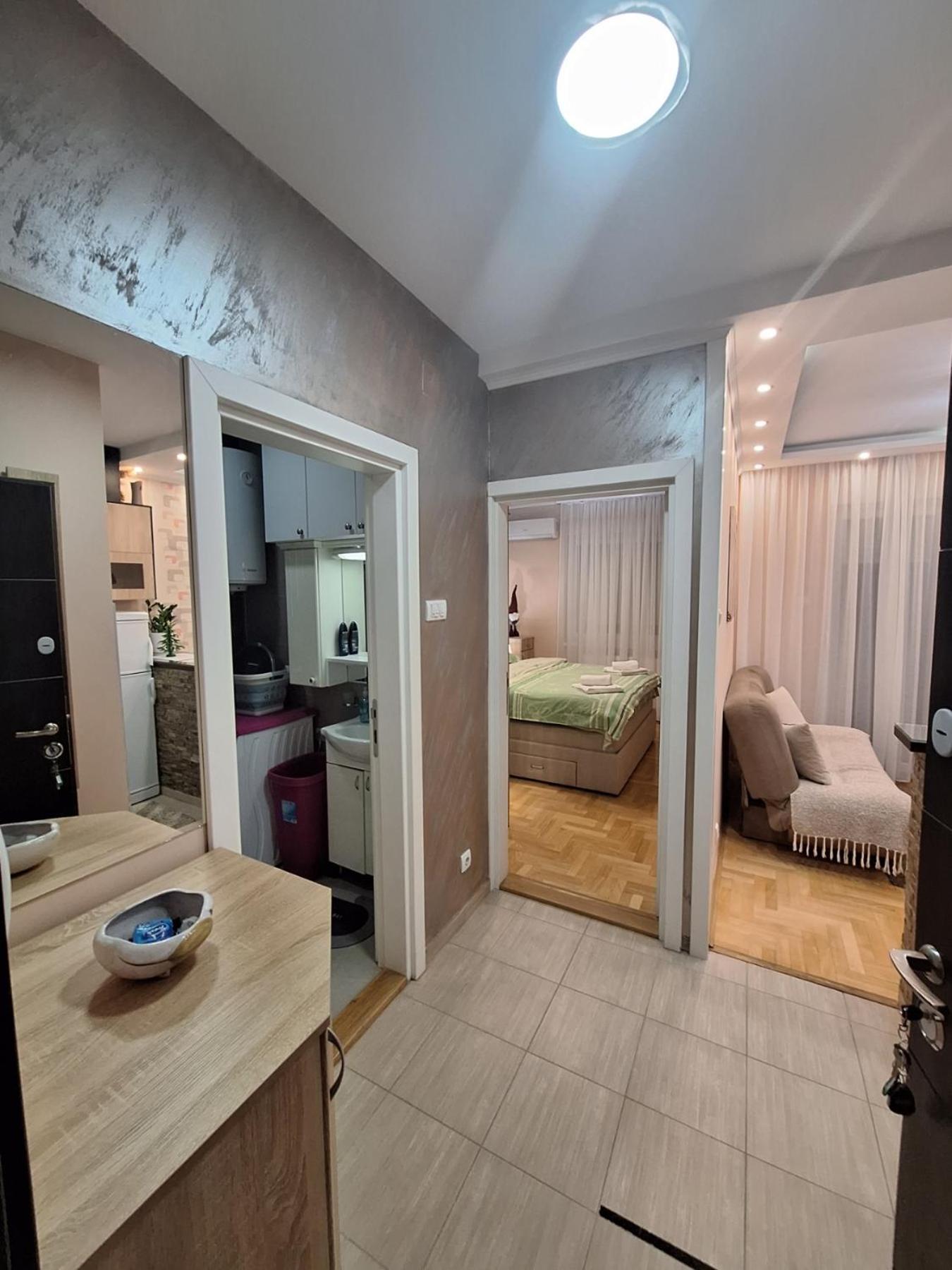 Lux Apartment Sanja 1 Суботица Экстерьер фото