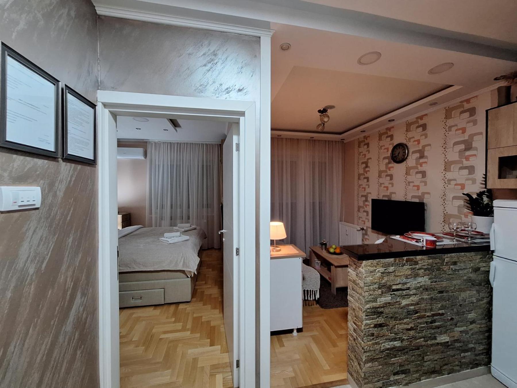 Lux Apartment Sanja 1 Суботица Экстерьер фото